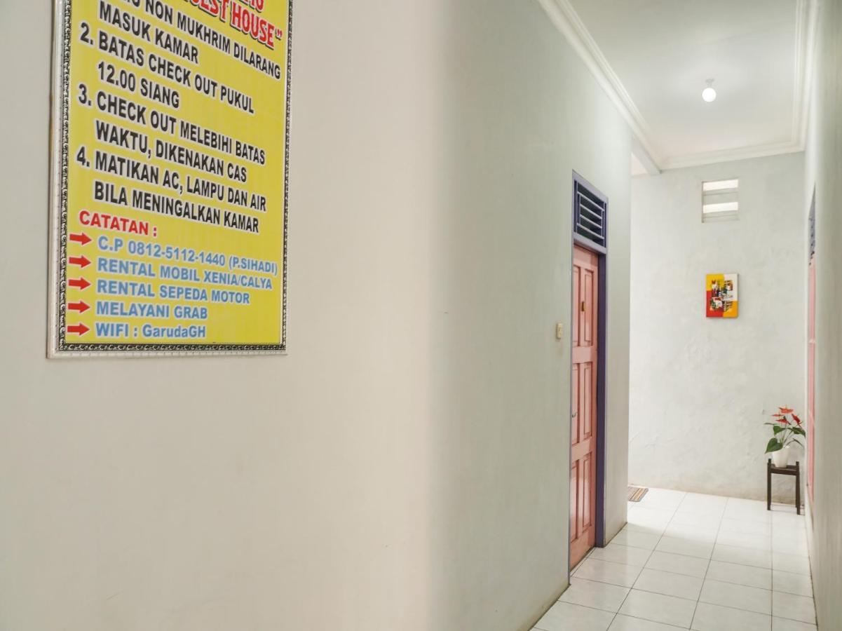 Oyo 2872 Garuda Guest House Banjarmasin  Dış mekan fotoğraf